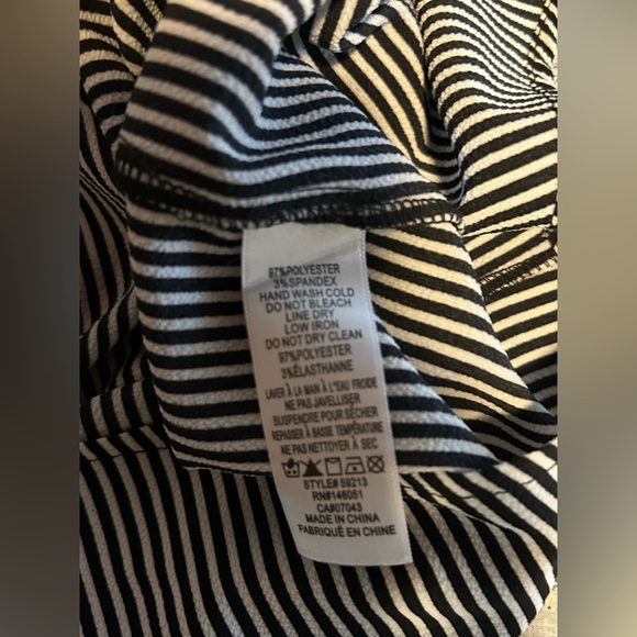 08-Monteau Striped Long Sleeve Dress with Tie Accents - Picture 6 of 10